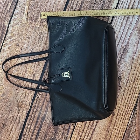 Steve Madden Tote Bag - Picture 6 of 15